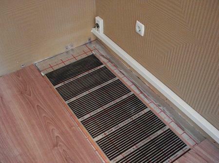 Elektrické podlahové kúrenie má dlhú životnosť a výborné prevádzkové charakteristiky