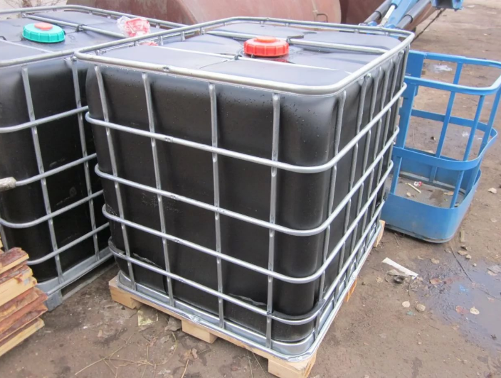 Septiktank kubikk beholdere: Photo gjort for hånd, avløp ordningen vat kapasiteten i landet, kloakk