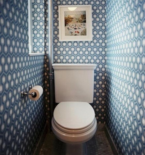 With the wallpaper can give a very original kind of apartment sanitary