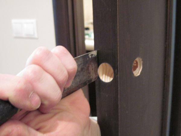 Tungen låsen er perfekt for de som trenger å låse døren fra innsiden balkong