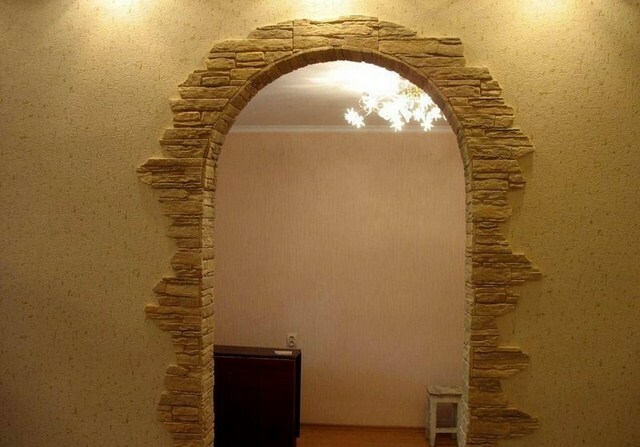 Arch terbuat dari eternit di lorong: petunjuk video-instalasi dengan tangan mereka, terutama konstruksi drywall antara koridor dan ruang tamu, Harga, Foto