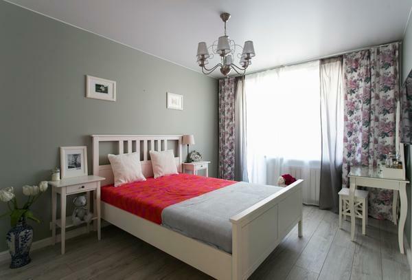Was sind die Vorhänge grau Tapeten Foto passen: Wand im Wohnzimmer Innenraum, wie im Schlafzimmer zu holen und die Küche