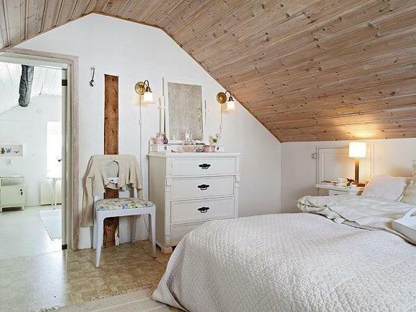 Schlafzimmer im Dachgeschoss - es ist nicht nur originell, sondern auch praktisch