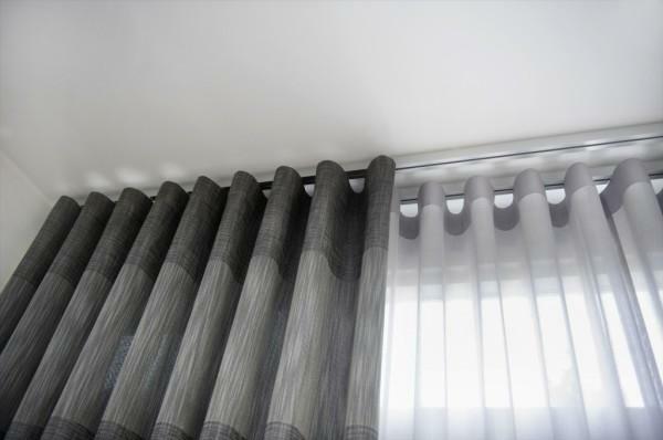 You can get acquainted with various types of curtains for curtains on the Internet or in textile stores