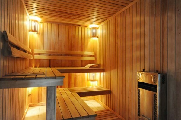 Photos steam room, fitted lighting devices