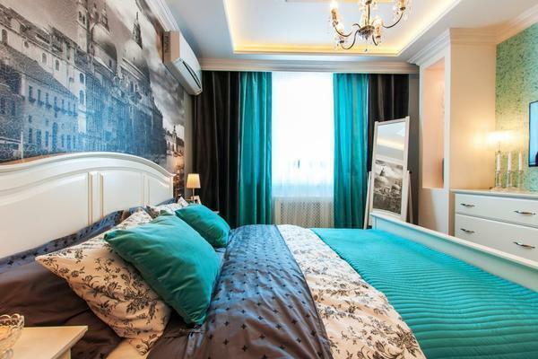 Dark turquoise curtains are great for decorating windows in the bedroom
