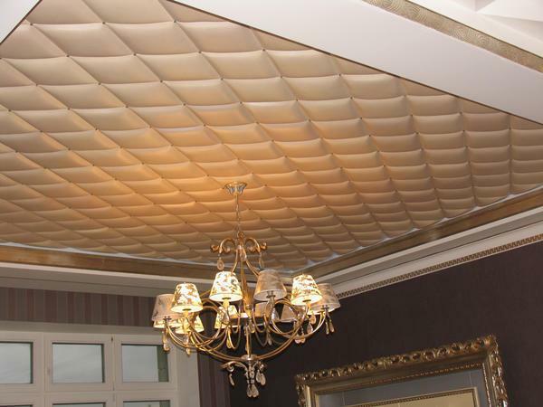 In addition to the advantages, one can also highlight the shortage of the fabric ceiling: its cost