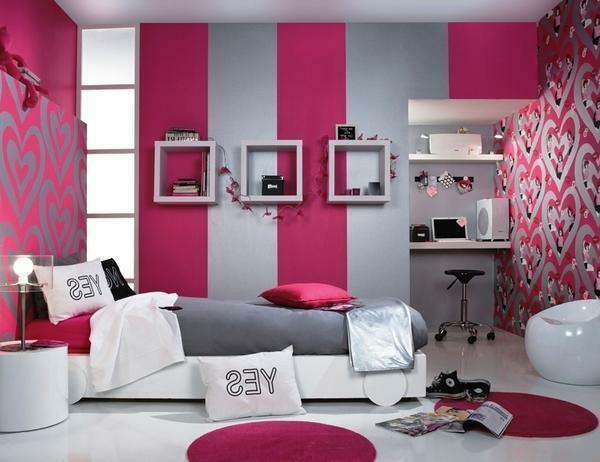 A combinação de papel de parede interior: fotos de cores de móveis, a idéia na sala, placas diferentes, outros exemplos, Laminado