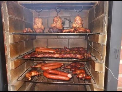 A complete range of products in its own smokehouse.