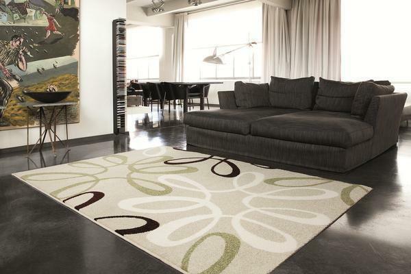 Paklāji uz grīdas istabā Foto: pils gulta ar stūra dīvānu, kā izvēlēties ovāls dzīvoklī, tas ir labāk