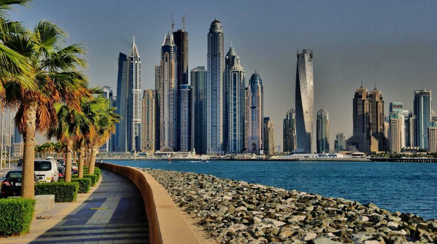 Emirate: kulturelles Erbe des Landes und Immobilien