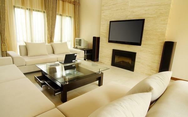 chimenea eléctrica se ve muy bien en la sala de estar, hecho en el estilo del minimalismo o de alta tecnología