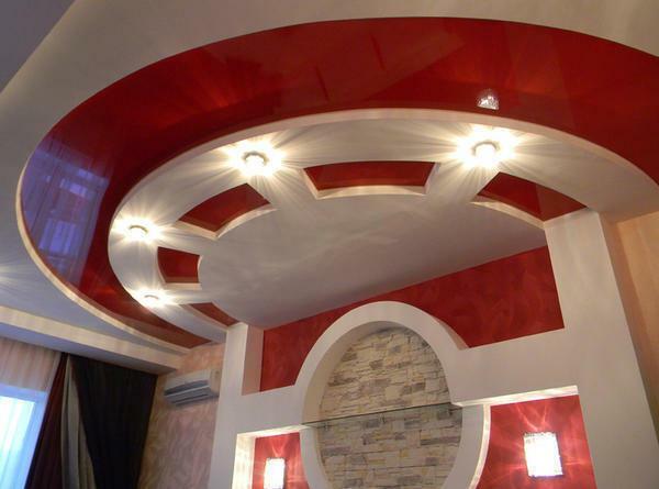 Currently, there are many materials for the finish of the ceiling, from the usual whitewashing and ending with modern stretch ceilings