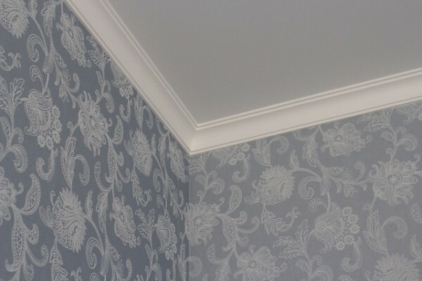 Example of the ceiling skirtings