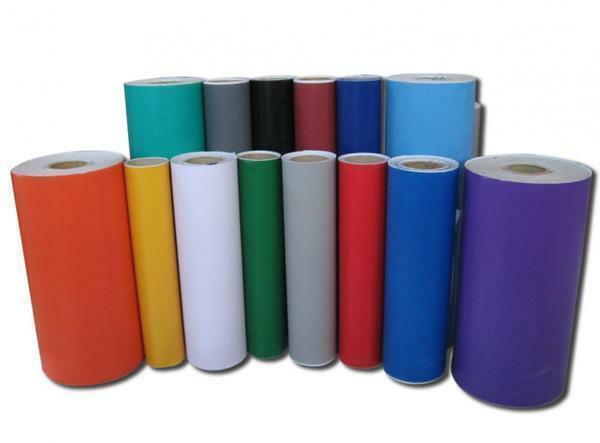 Farve løsning af indvendige boligareal vil altid være eksklusiv gennem brug af PVC-film, der har en bred palet af farver