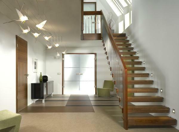 Lighting stairs are needed in large houses, but it is often used in small
