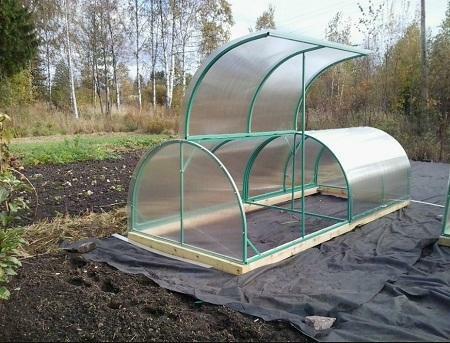 Demountable greenhouses can be quickly moved to any place