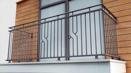 Balkon tračnice mogu biti izrađene od različitih materijala kao što su drvo, metal, staklo