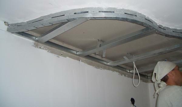 The two- and three-level ceiling will look very nice. With such a ceiling, you can come up with interesting lighting