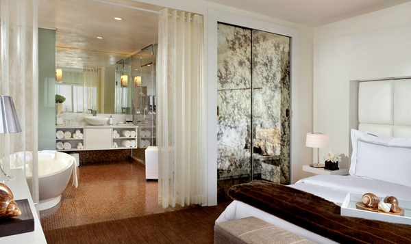 Jei vonios kambaryje yra miegamasis, tai geriausia pasirinkti, kad drėgnose vietose tapetai taip pat gali būti įdiegtas sausintuvai