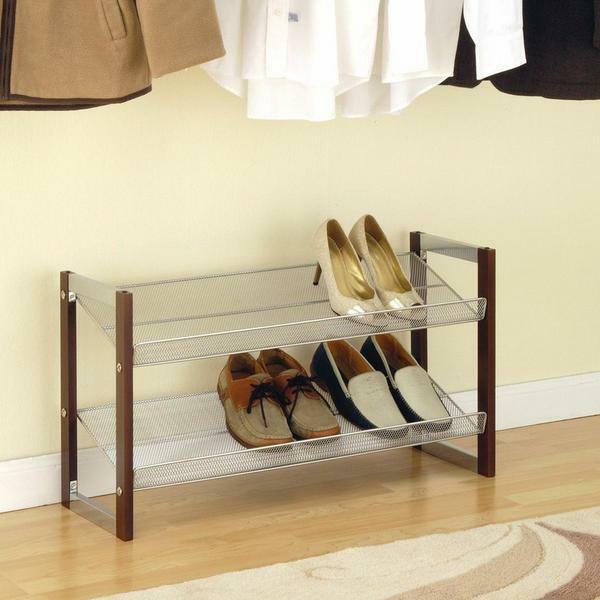 For convenient storage of shoes you should use a rack