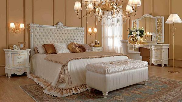 Ottomans guļamistaba foto: Pouf kabriolets guļamvieta, dīvāns