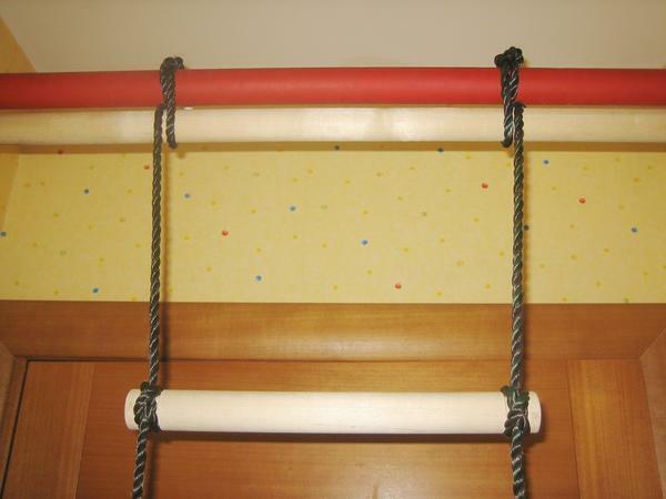 The thickness of the rope should be chosen based on the tasks for which the ladder will be used