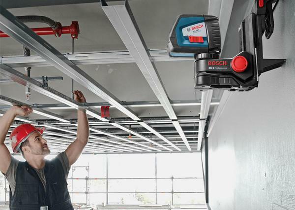 Pred inštaláciou sadrokartónu na strop, sú žiadaní, aby sa meranie povrchu stropu a vyzdvihnúť vysoko kvalitné nástroje pre opravy
