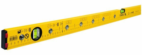 In the photo - building spirit level, which will not only determine the skew plane, but also serve as a good ruler
