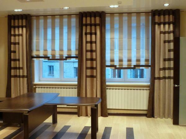 Curtains in the cabinet: for the head office, photo in the apartment, ideas for the house and class in the school, design of the blinds