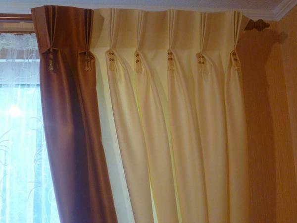 It is necessary to correctly calculate the right amount of fabric for curtains