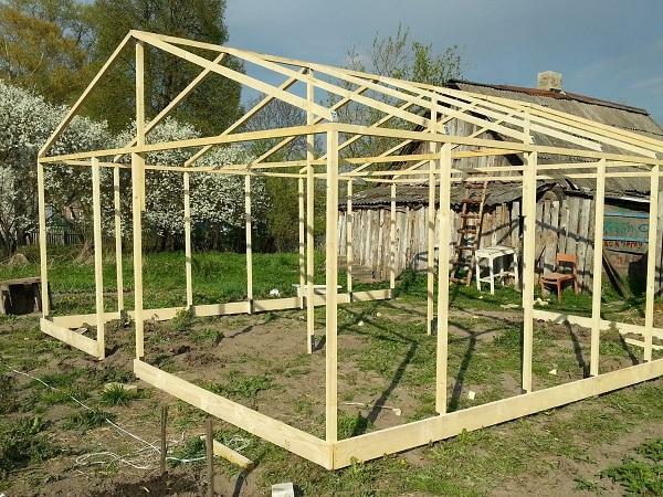 The greenhouse made of timber has two main advantages - low cost and environmental friendliness
