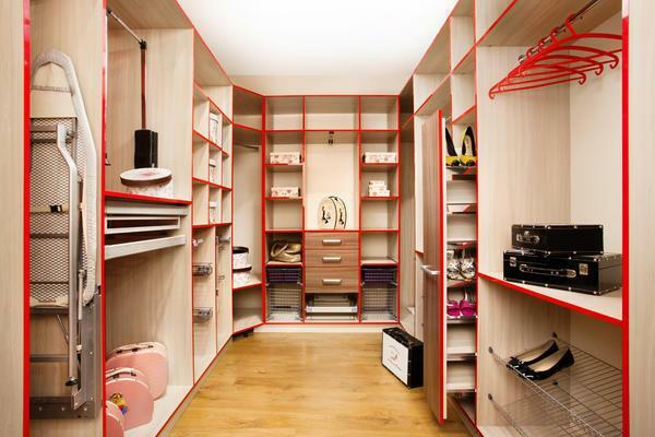 The dressing room will help you not only to lay down your things comfortably, but also bring a lot of positive emotions