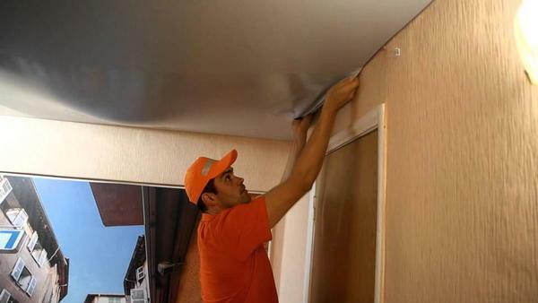 Demontaža od stretch strop s rukama VIDEO: Kako ukloniti, a zatim instalirati najviše, djelomično rastavljanje