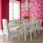Pink wallpaper: de belichaming van vrede, romantiek en 'joie de vivre