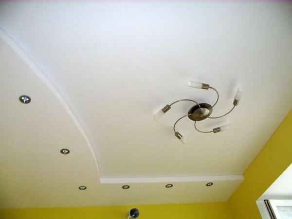 Suspended ceiling from plasterboard - a very common design solution