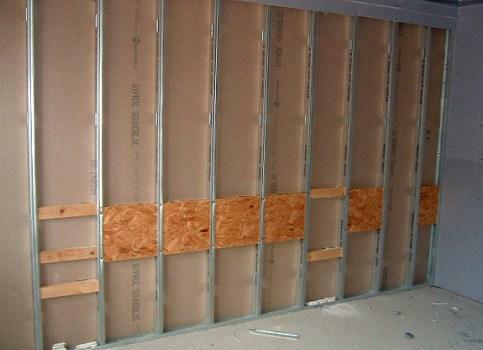 Rápida y barata de hacer ayuda pared de paneles de yeso plana y lisa