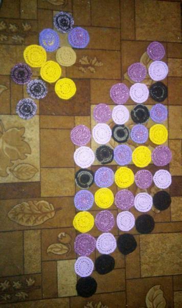The number of circles can be any - as long as the thread is enough. Lay them on the floor - you should see the big picture and check if everything is enough