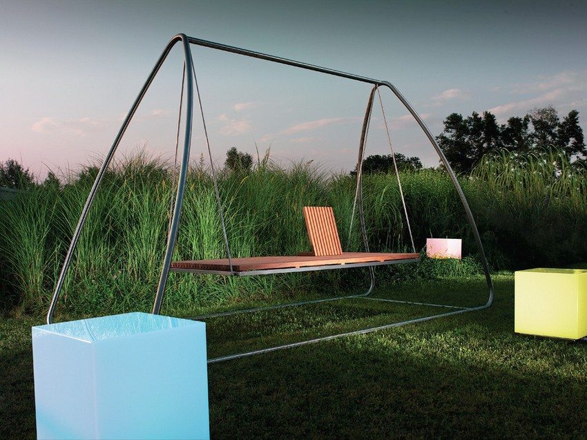 Modern design metal swing for the garden