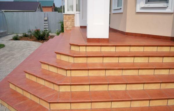 If you decide to trim the stairs with tiles, then you should get acquainted with the quality and the manufacturer of the material that you decided to purchase