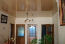 Glossy-stretched-ceilings-photo4