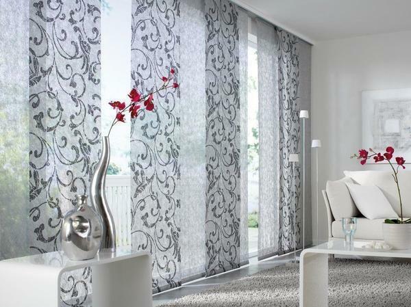 An excellent option for decorating the living room are Roman blinds