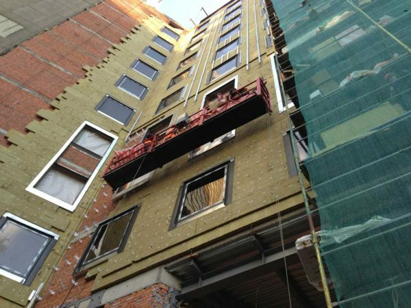 The regeneration of a ventilated facade type are very important vapor-permeable capacity used insulation