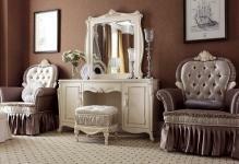 Antique-Dressing-Table-With-Mirror-And-Stool-For-Luxury-Bedroom-Decor-Ideas