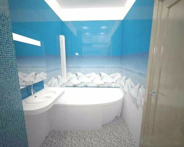 Example of a small bath in a marine style