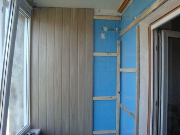 Interior decoration of the balcony with plastic panels photo: lining and lathing, PVC lining with own hands, video
