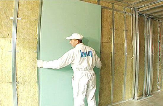It should be remembered that the technology of installing gypsum plasterboard "Knauf" does not recommend carrying out work in a room with unstable humidity