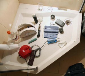 Repair kit acrylic bathtubs