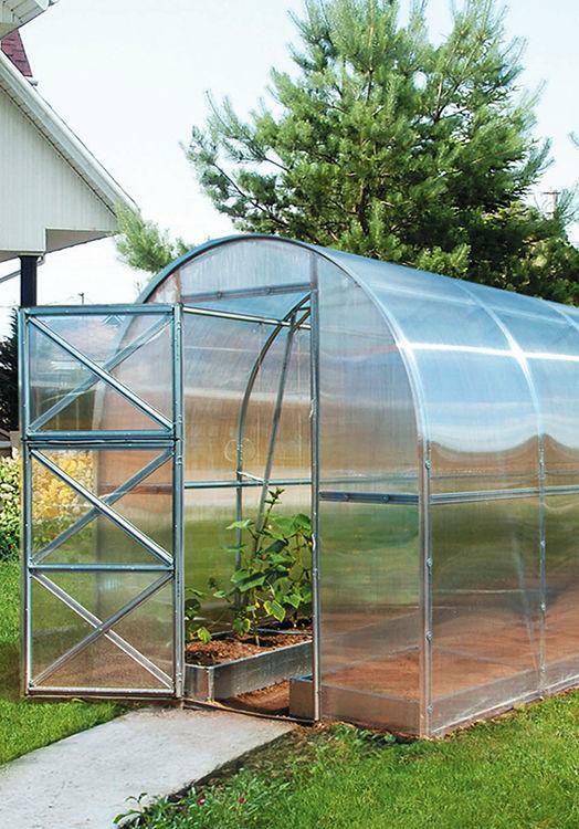 Polycarbonate greenhouses deserve special attention, which are becoming more popular and in demand