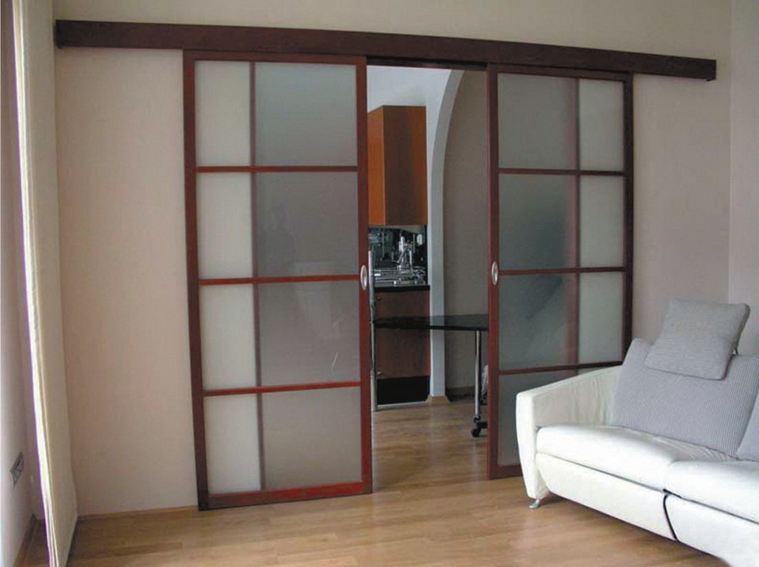 Idea de diseño para un pequeño apartamento, un pasillo: un interior interesante para espacios pequeños